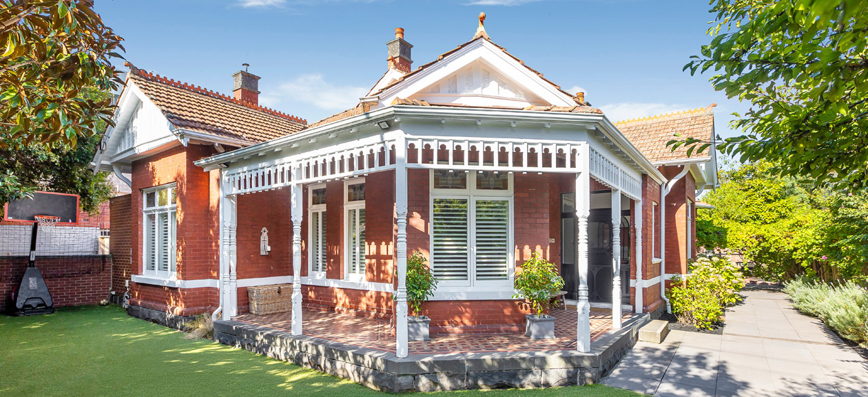 Beyond the blue gates: How 334 Orrong Road grew with Nana Huchy