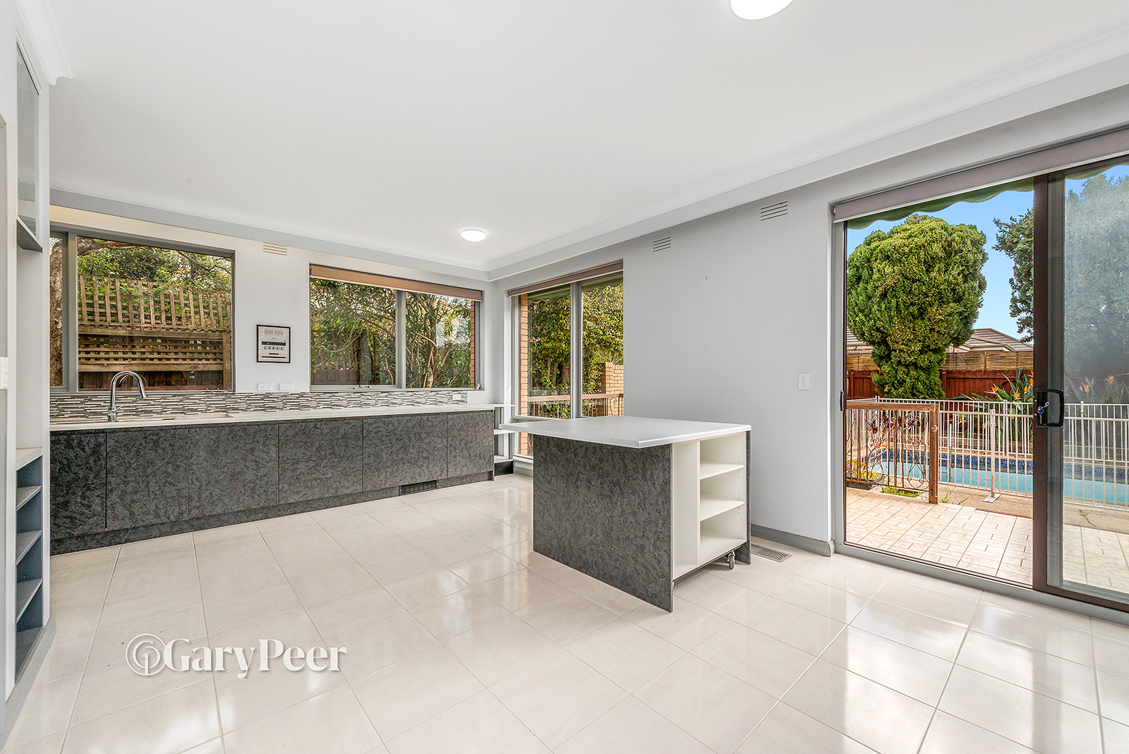 334 Orrong Road, Caulfield North - Thumbnail 3