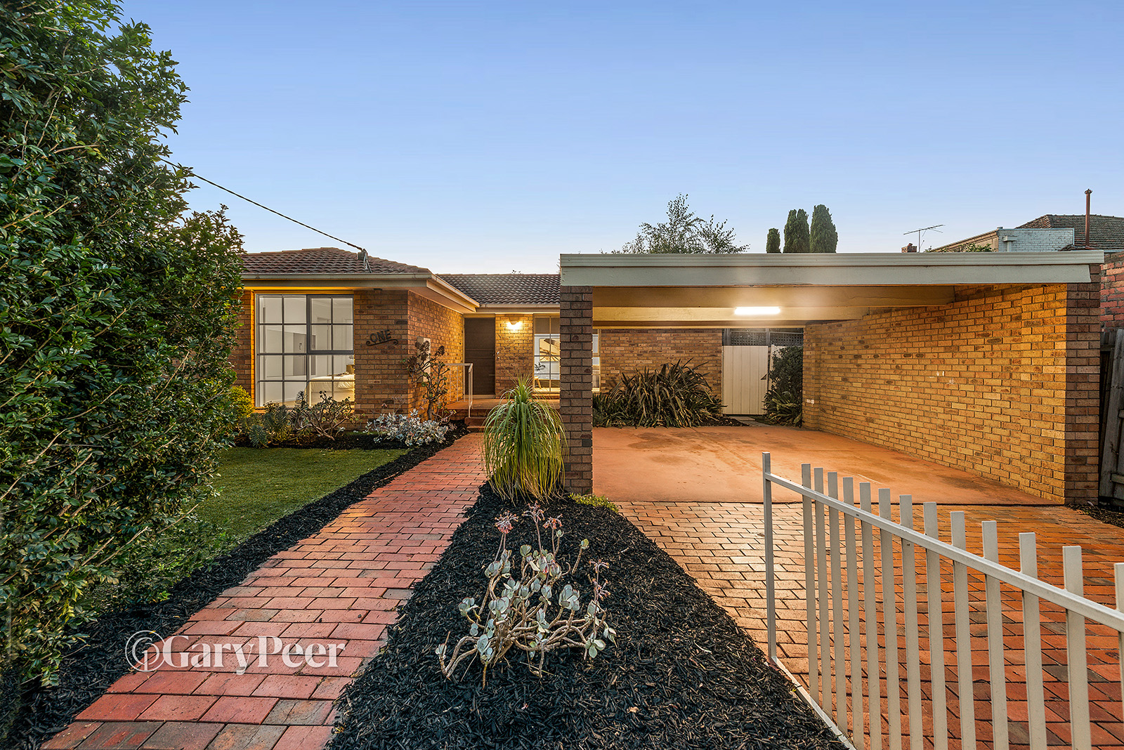 1 Holland Grove, Caulfield North, Caulfield North - Image 1