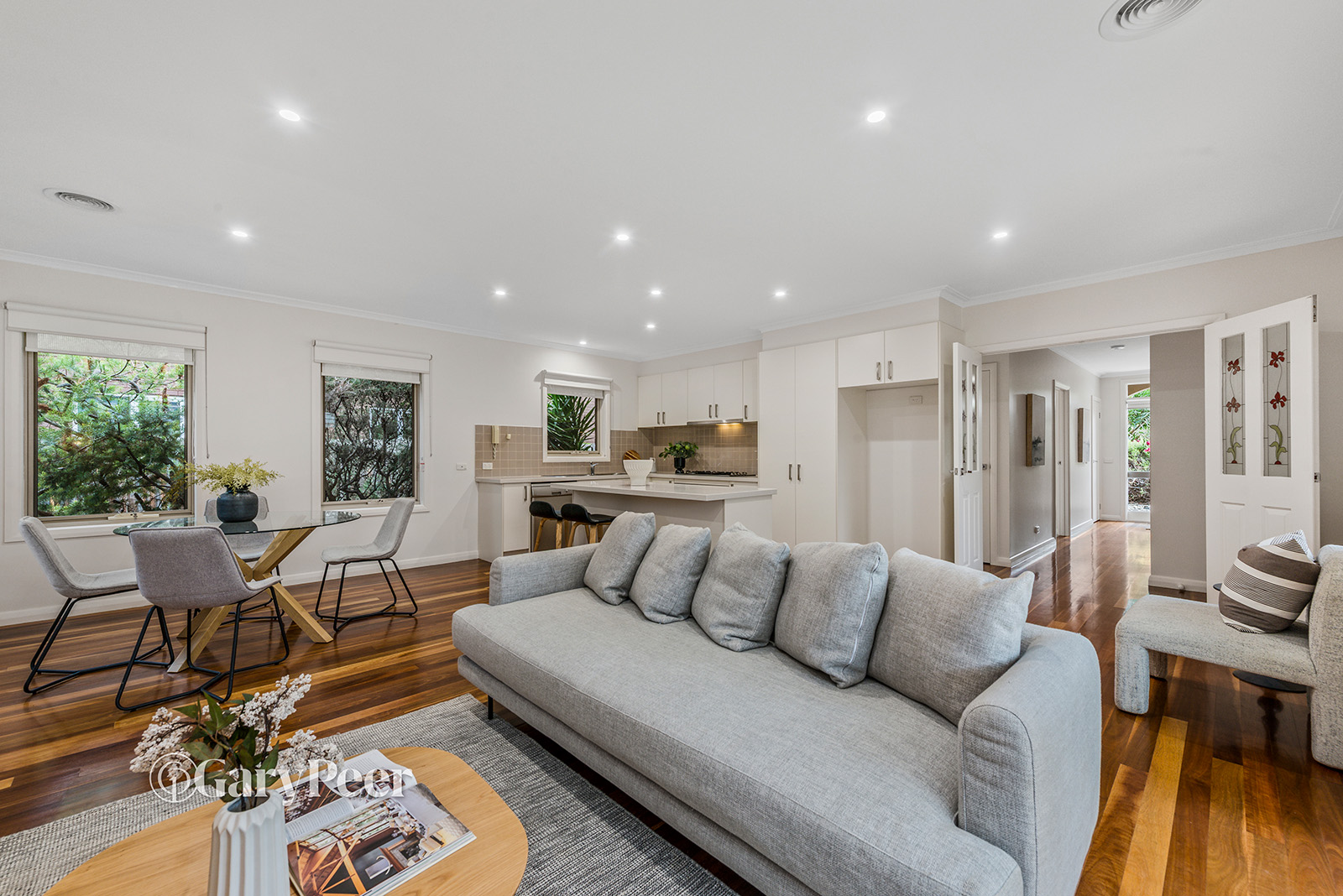 1 / 202 Neerim Road, Carnegie, Carnegie - Thumbnail 2