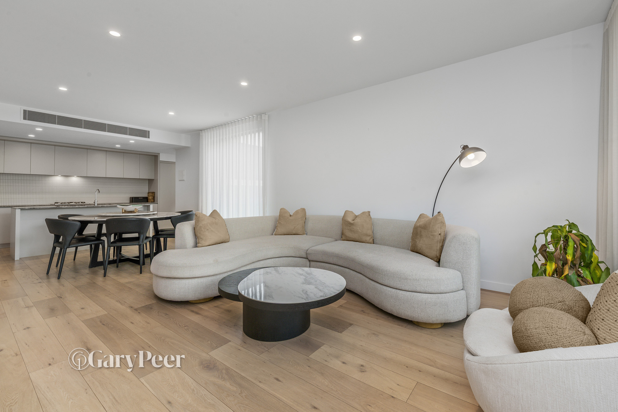 1 / 7 Hughenden Road, St Kilda East, St Kilda East - Thumbnail 2
