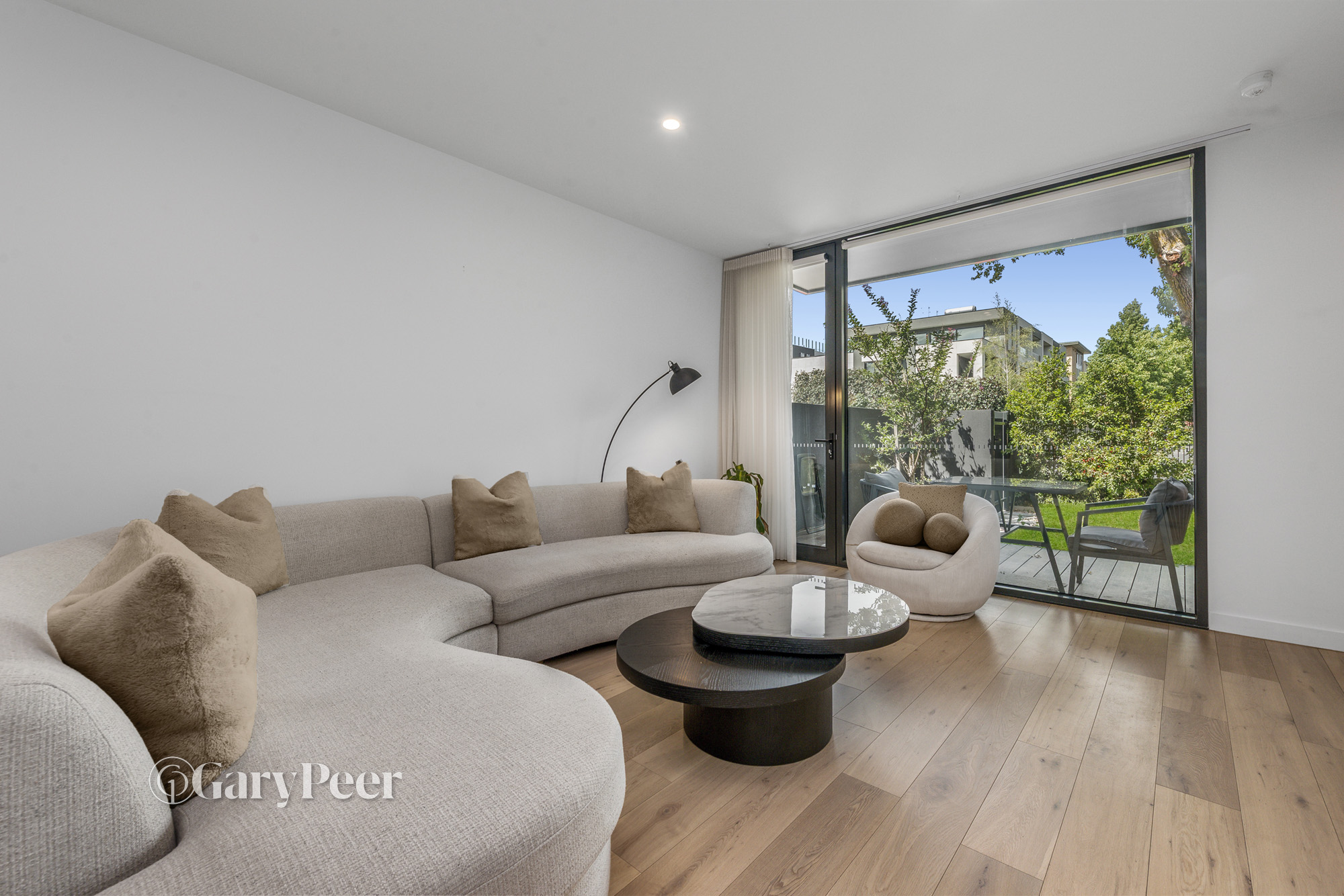 1 / 202 Neerim Road, Carnegie, Carnegie - Thumbnail 5