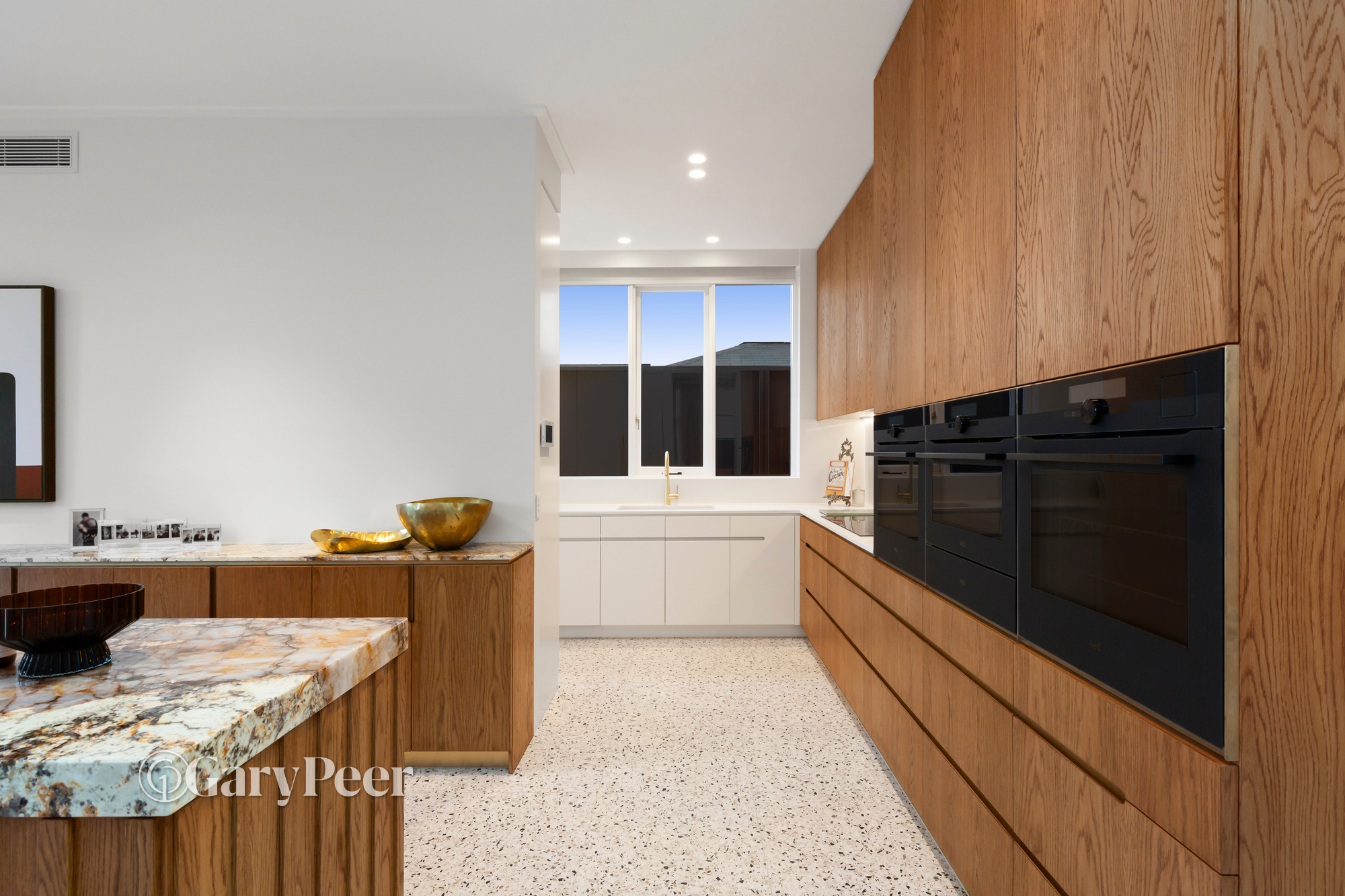 31 Aroona Road, Caulfield North, Caulfield North - Thumbnail 3