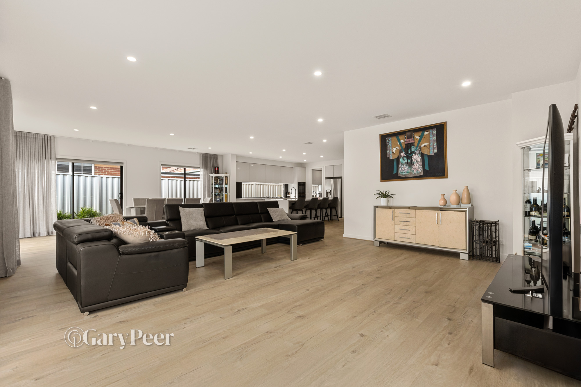 33 Halstead Street, Caulfield North, VIC, Caulfield North - Thumbnail 2