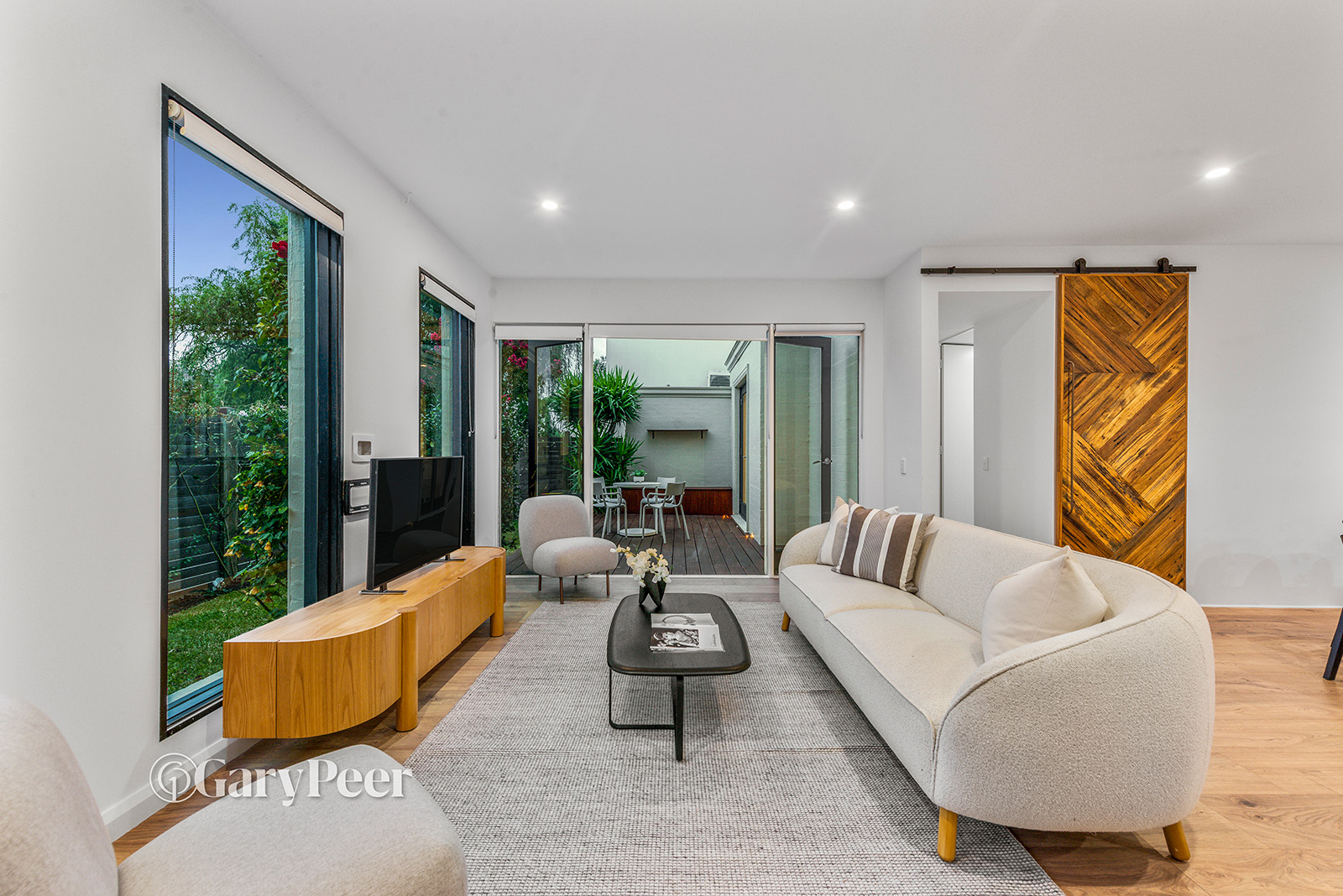 18 Eucalypt Avenue, Malvern East, VIC, Malvern East - Thumbnail 4
