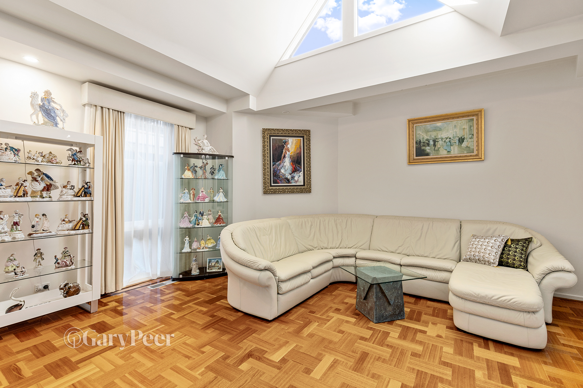 11 Blackwood Street, Carnegie, VIC, Carnegie - Thumbnail 2