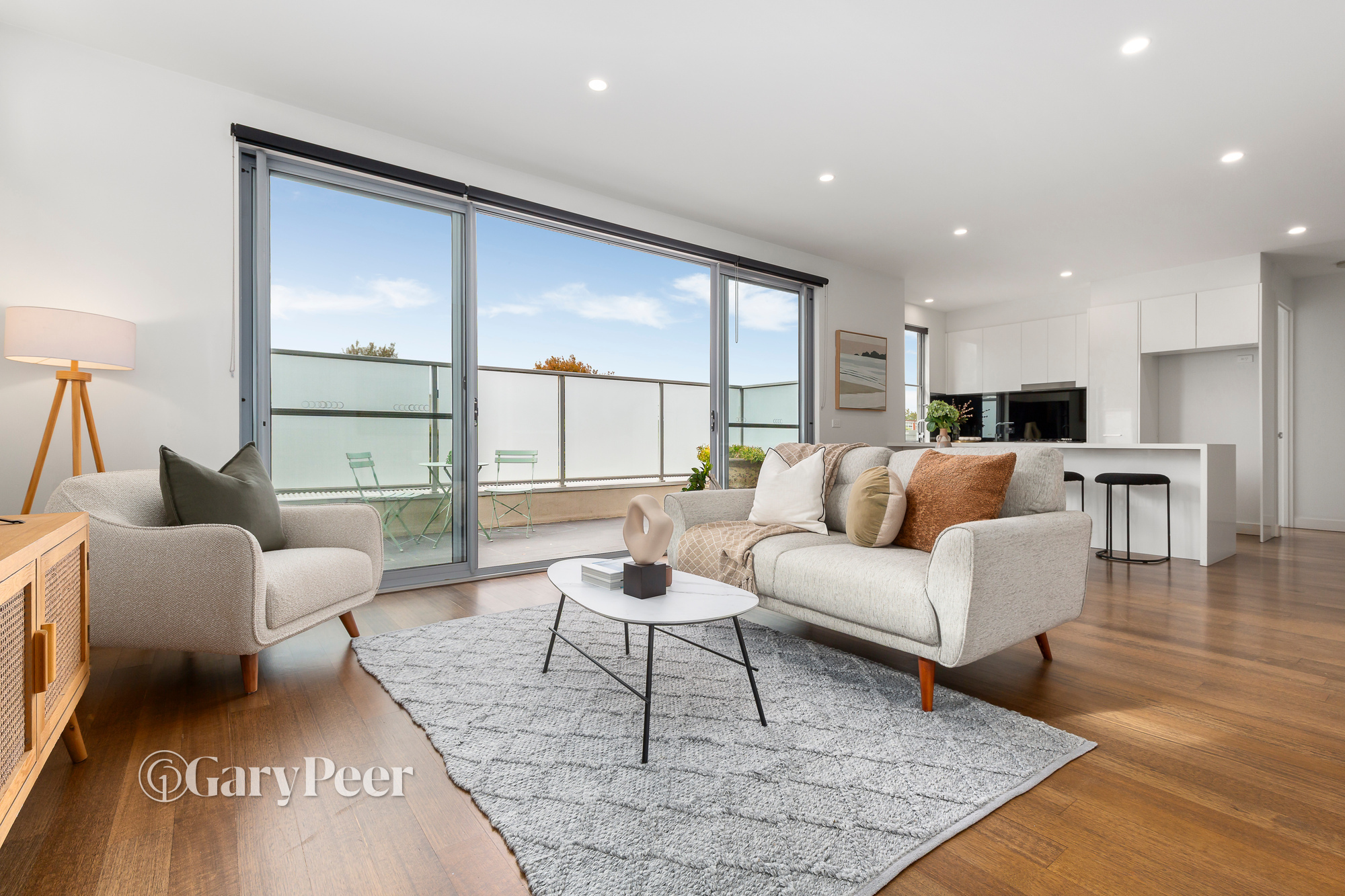 2 / 2 Allan Road, St Kilda East