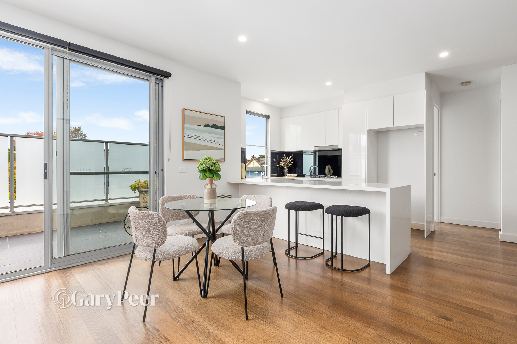 2 / 2 Allan Road, St Kilda East, St Kilda East - Thumbnail 2
