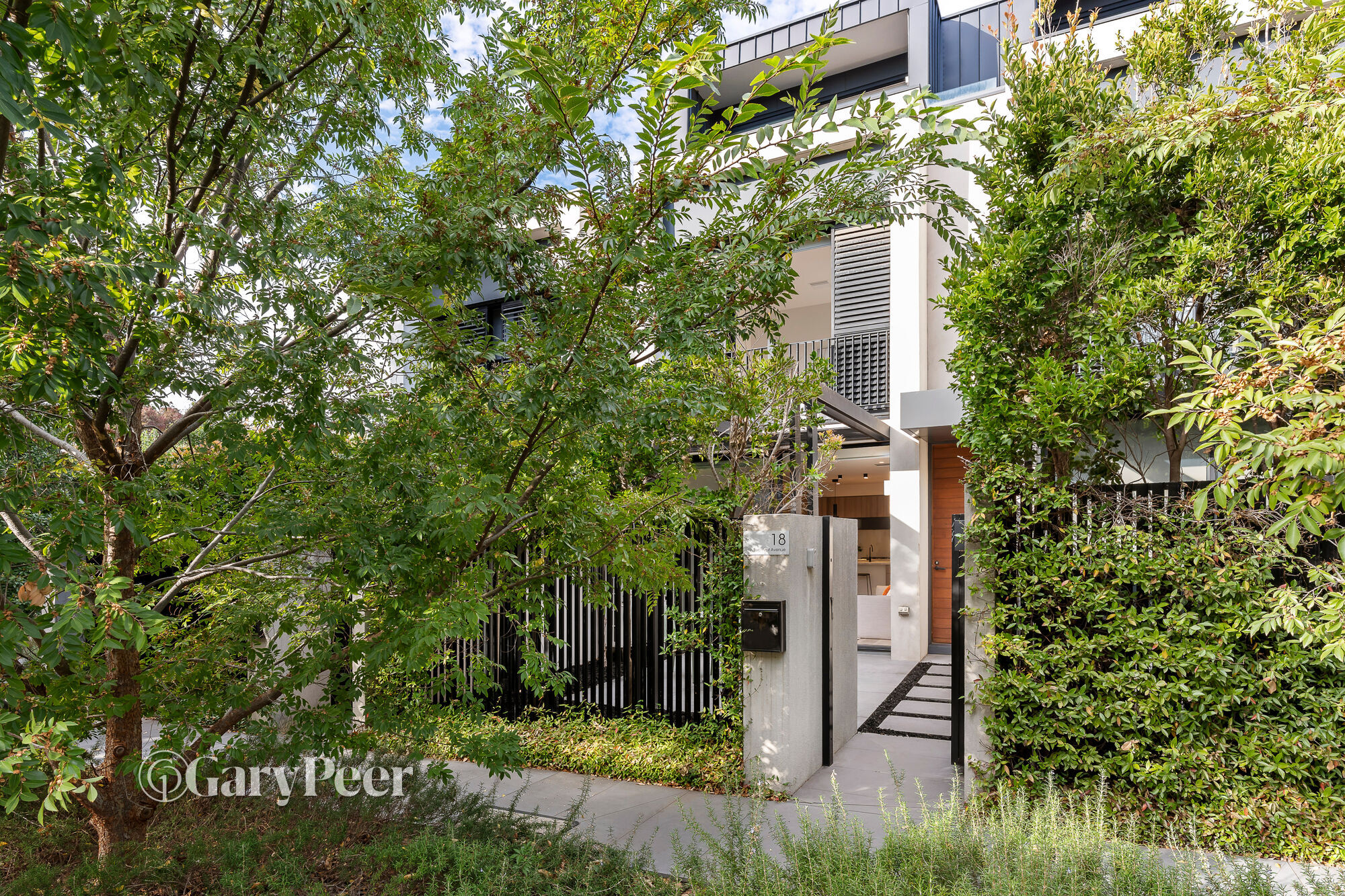18 Eucalypt Avenue, Malvern East, VIC