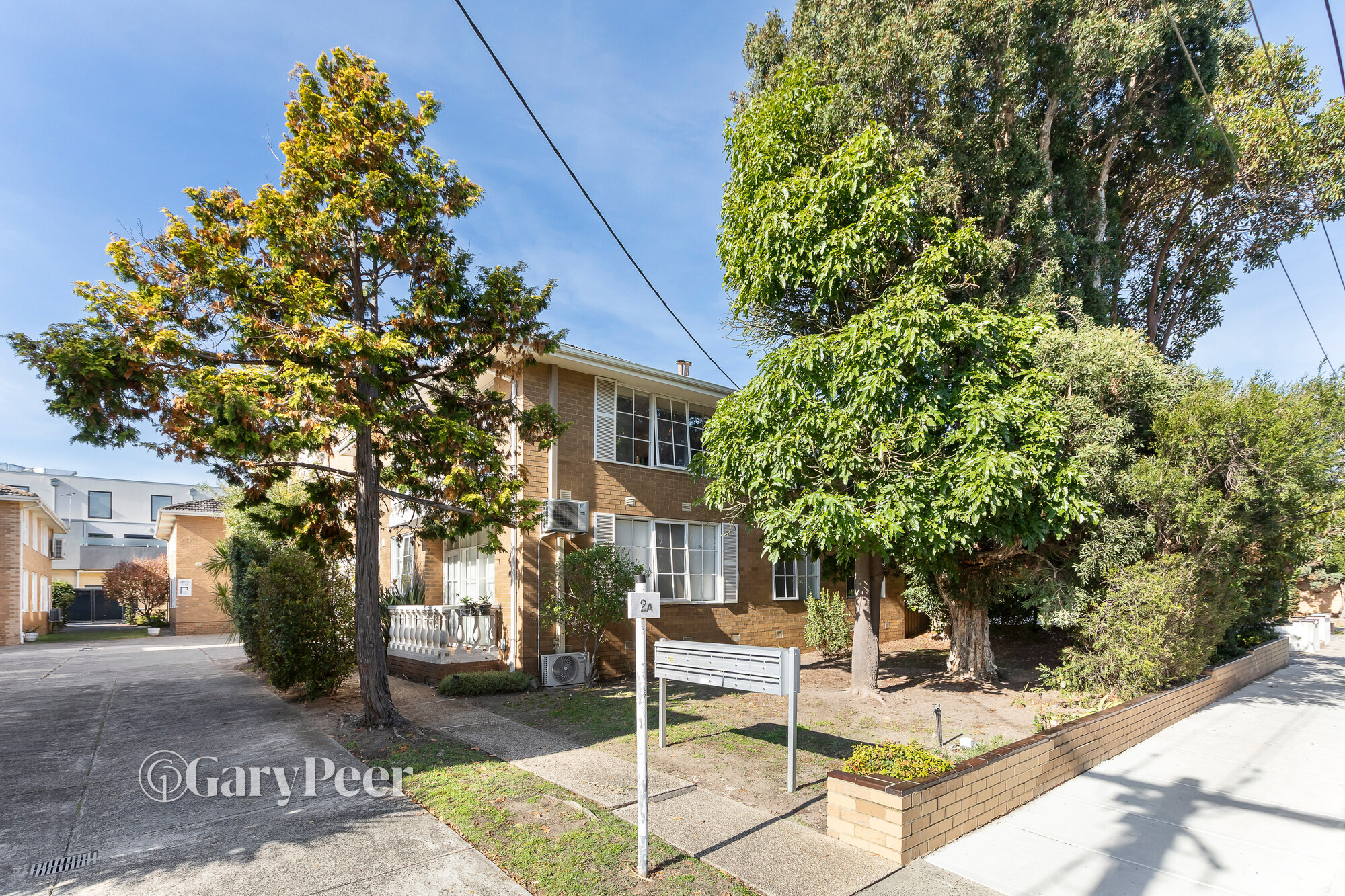 9 / 2a Parkside Street, Elsternwick