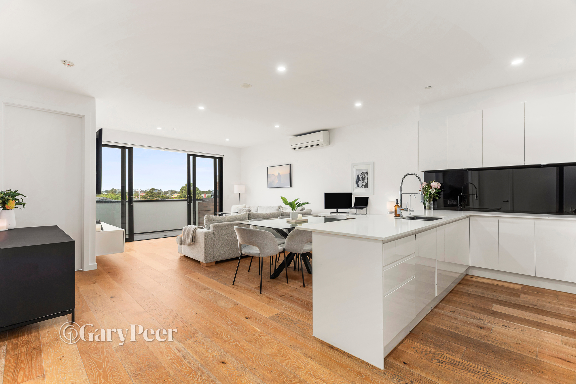 206 / 3 Faulkner Street, Bentleigh - Image 1