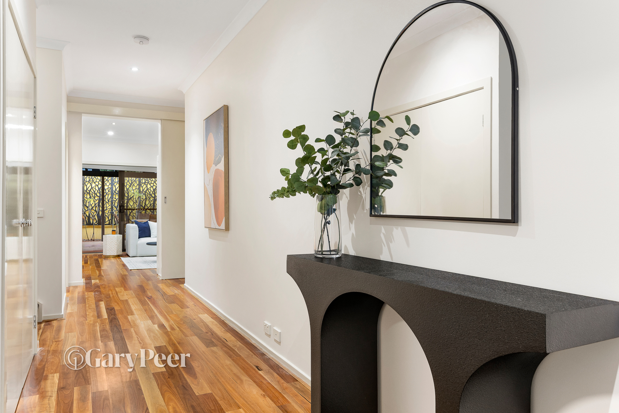 1 / 7 Prince Edward Avenue, McKinnon, VIC, McKinnon - Thumbnail 2