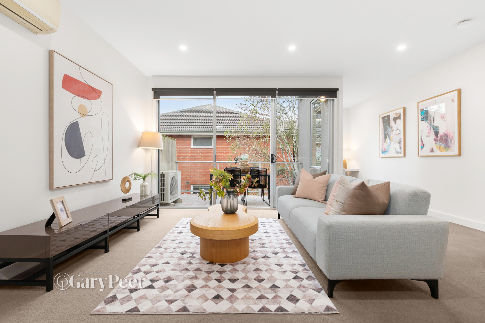 2 / 41 Coorigil Road, Carnegie, VIC, Carnegie - Image 1