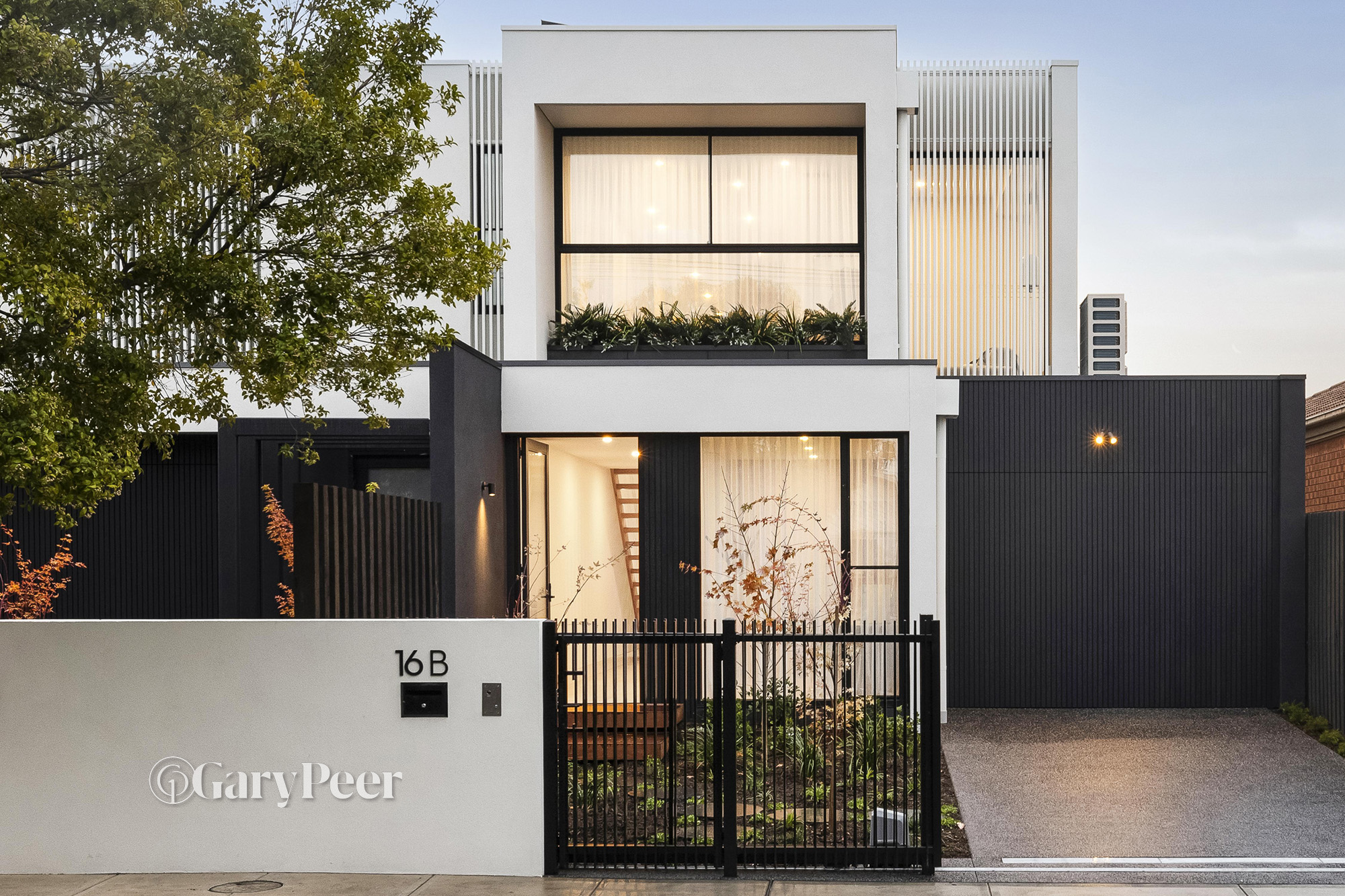 16B Foster Avenue, Glen Huntly - Image 1