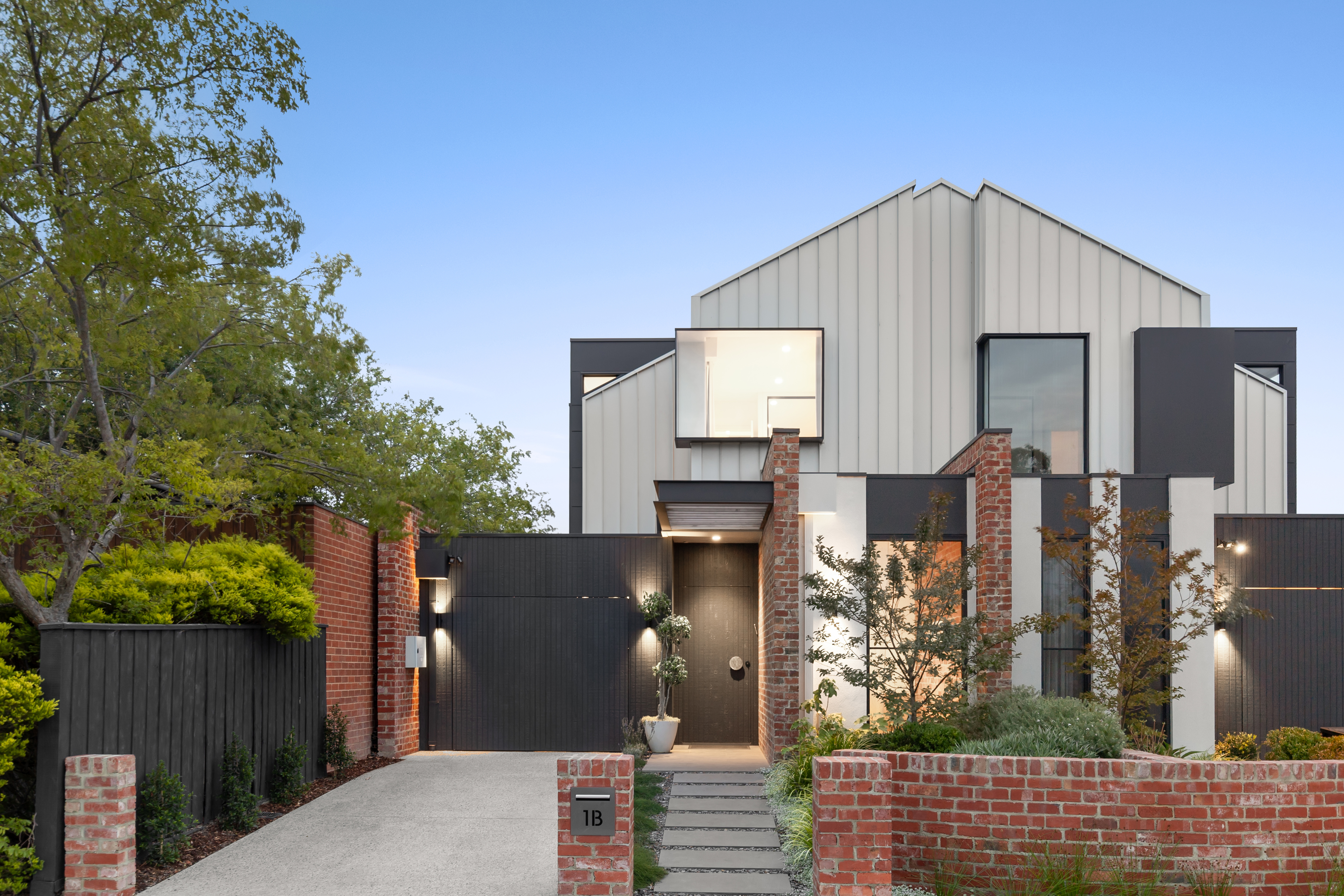 View the cover property