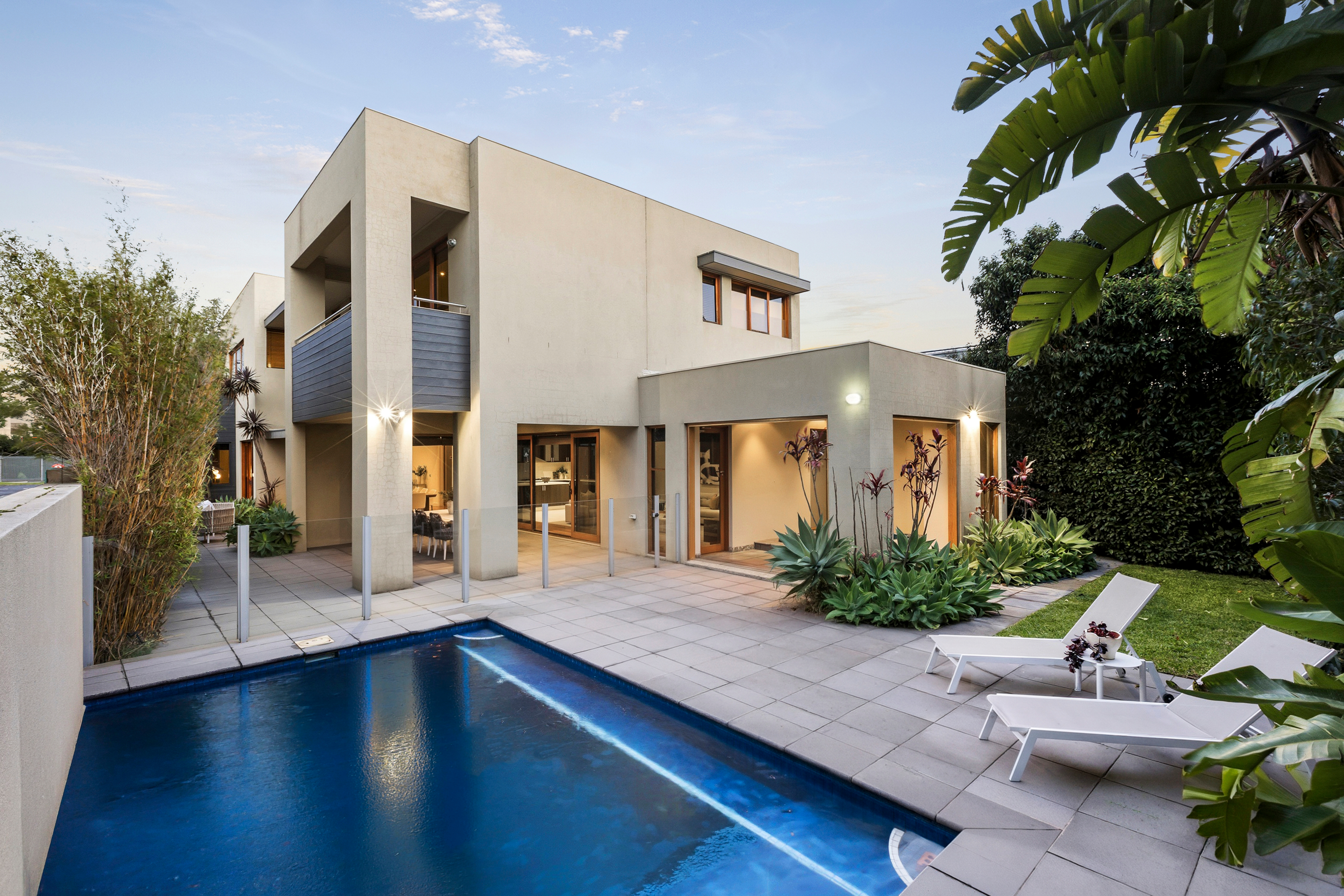 View the cover property