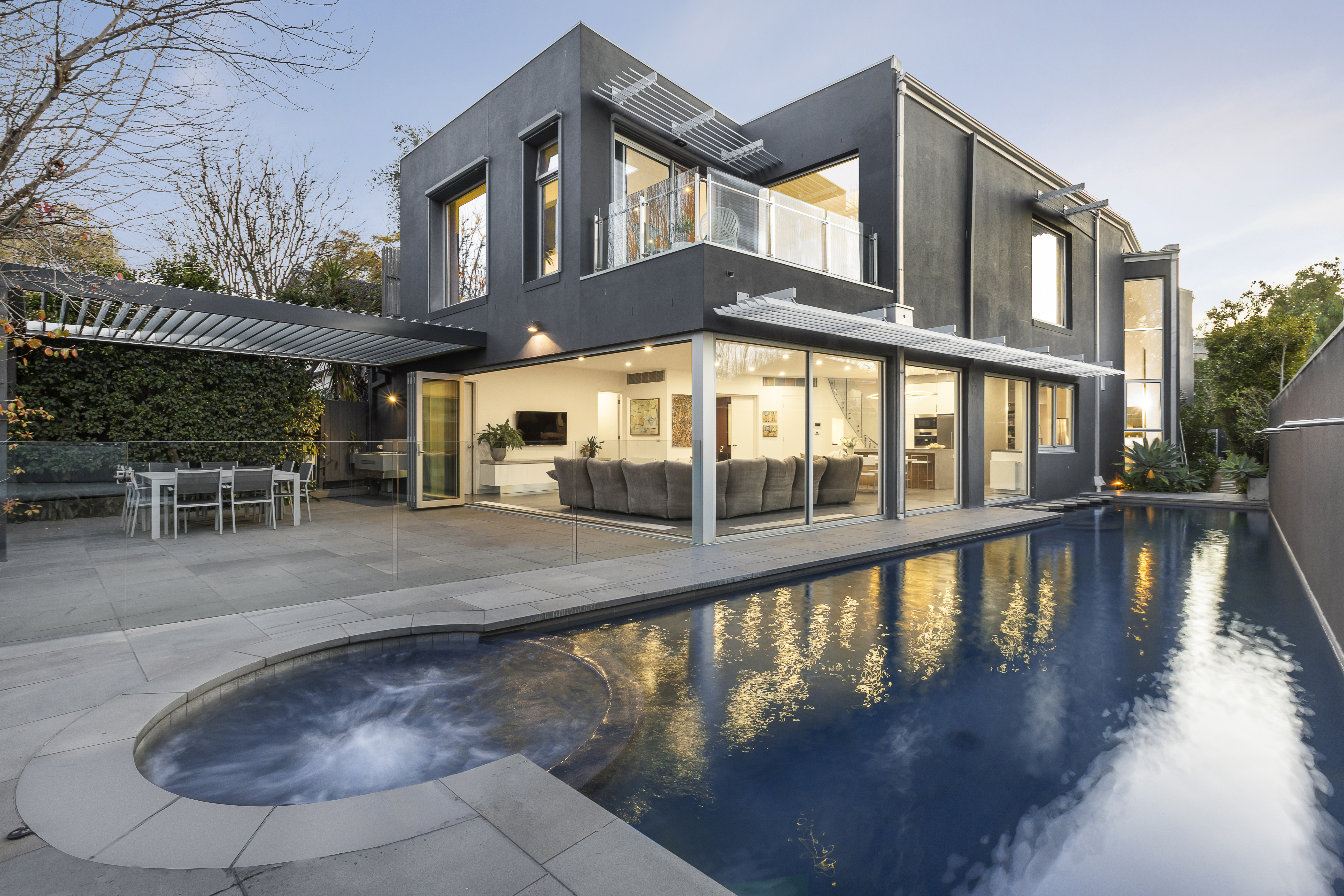 View the cover property